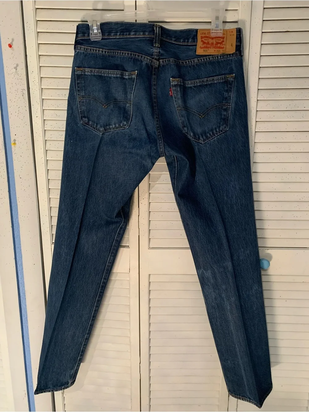 Levi’s 501 Button Fly Straight Leg Jeans 33 x 32